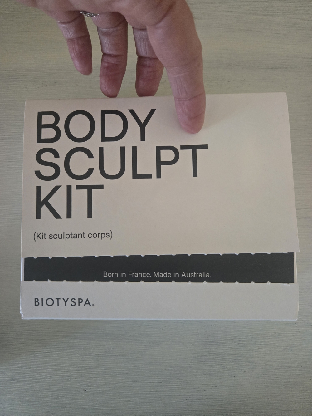 BIOTYSPA Body Sculpt Kit - Beige & Black Packaging - Picture 2 of 5